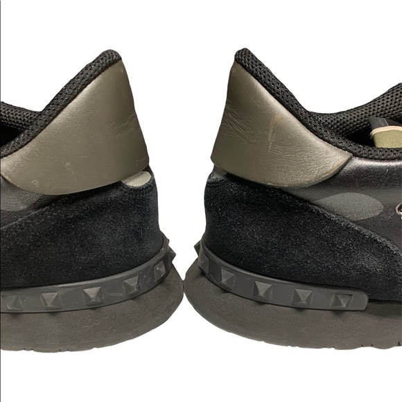 Valentino Garavani Men's Black Valentino Garavani Rockrunner Camouflage Sneakers - Picture 7 of 10